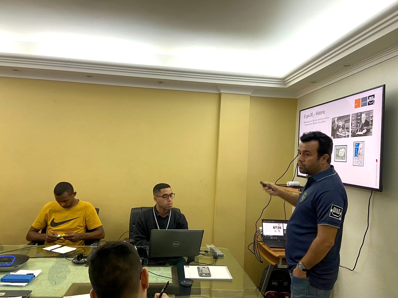 Curso teórico-práctico de protección de línea con relés ABB RELION 670